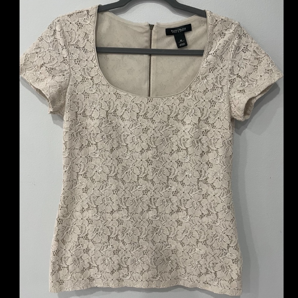 White House Black Market Womens Lace Top. Size Medium